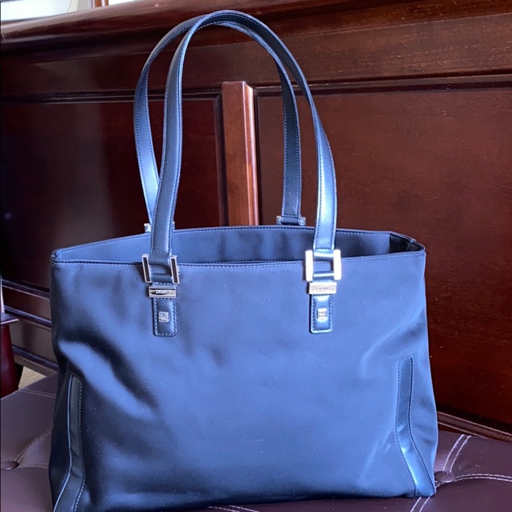 EUC DKNY City Nylon Black Tote/Shoulder bag